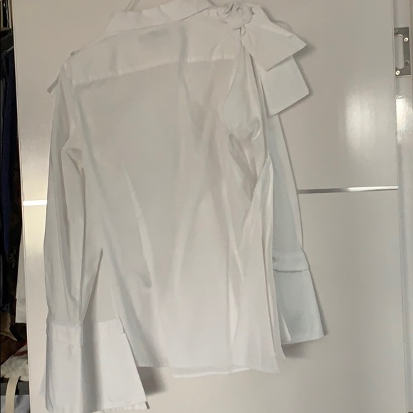 Banana Republic button down with slits in sleeve - Picture 5 of 6